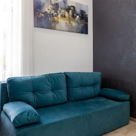 Apartment вулиця франка 28 центр 2 кімнати ізольовані кухня студія *
