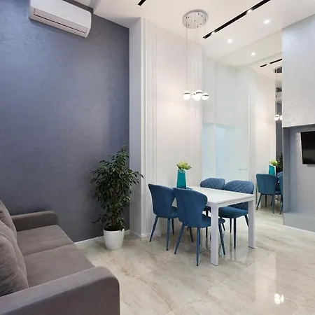 Appartement в центрі львова 2 кімнати ізольовані кухня студія *