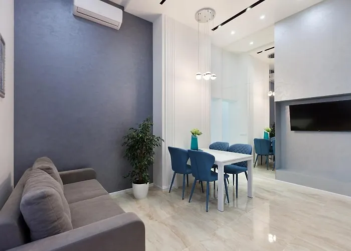 Appartement в центрі львова 2 кімнати ізольовані кухня студія *